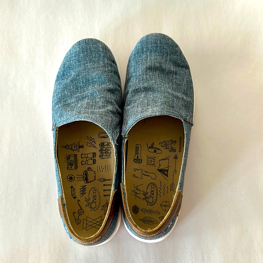 Chaco blue Performance Slip on Footwear. Size 8